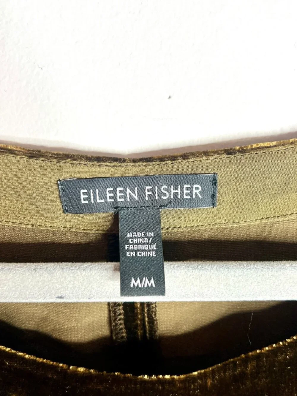 Eileen Fisher Silk Olive Green Crushed Velvet Flowy Top Boxy Whimsigoth Witchy M - Picture 2 of 4